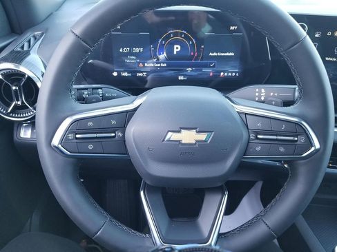 New 2026 Chevrolet Equinox LT image 28