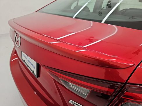 Used 2018 MAZDA MAZDA3 Grand Touring FWD image 39