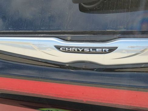 New 2026 Chrysler Pacifica Pinnacle image 6