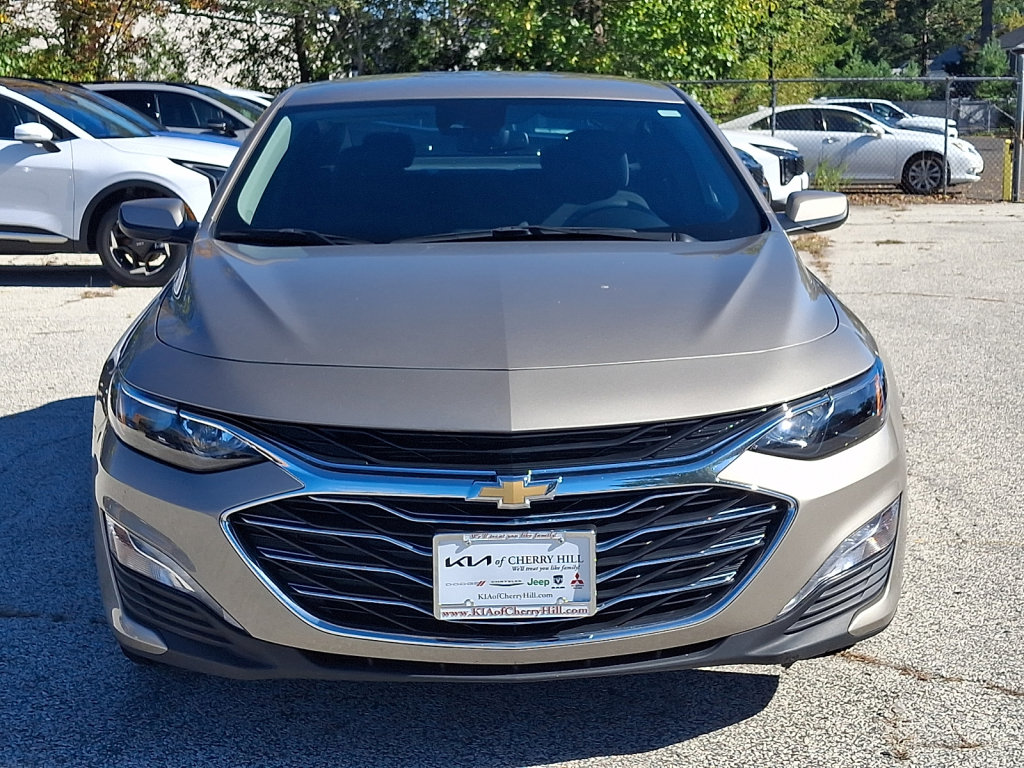 Used 2025 Chevrolet Malibu LT FWD image 12