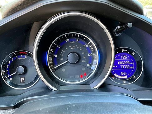 Used 2018 Honda Fit LX image 12