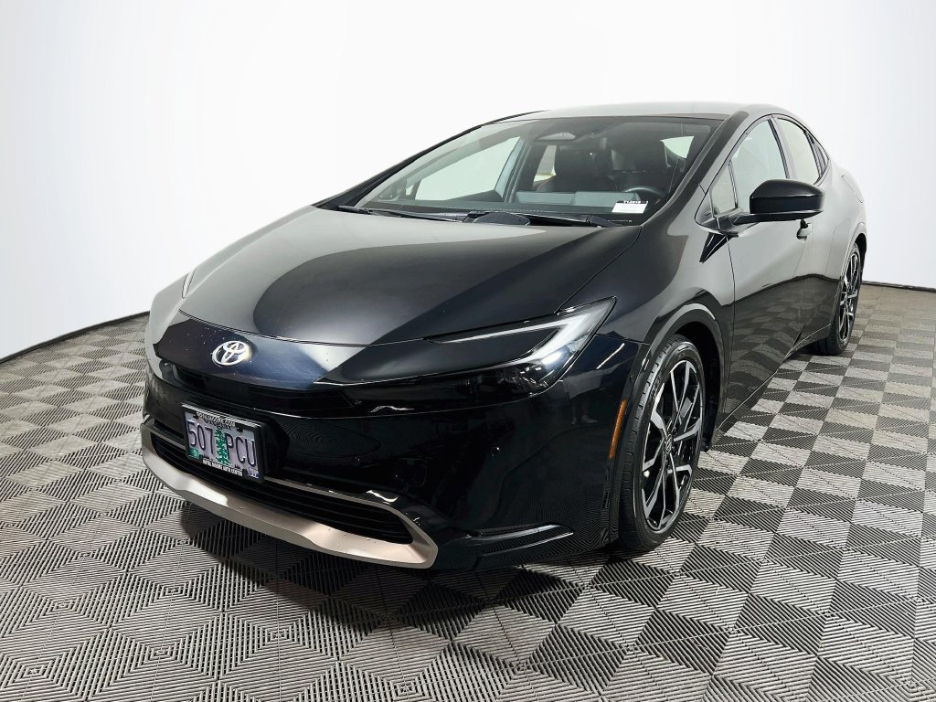 Certified 2023 Toyota Prius Prime Premium w/ Advanced Technology Package FWD image 3