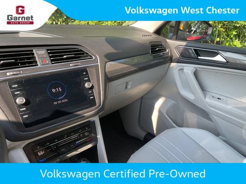 Certified 2023 Volkswagen Tiguan SE FWD image 33