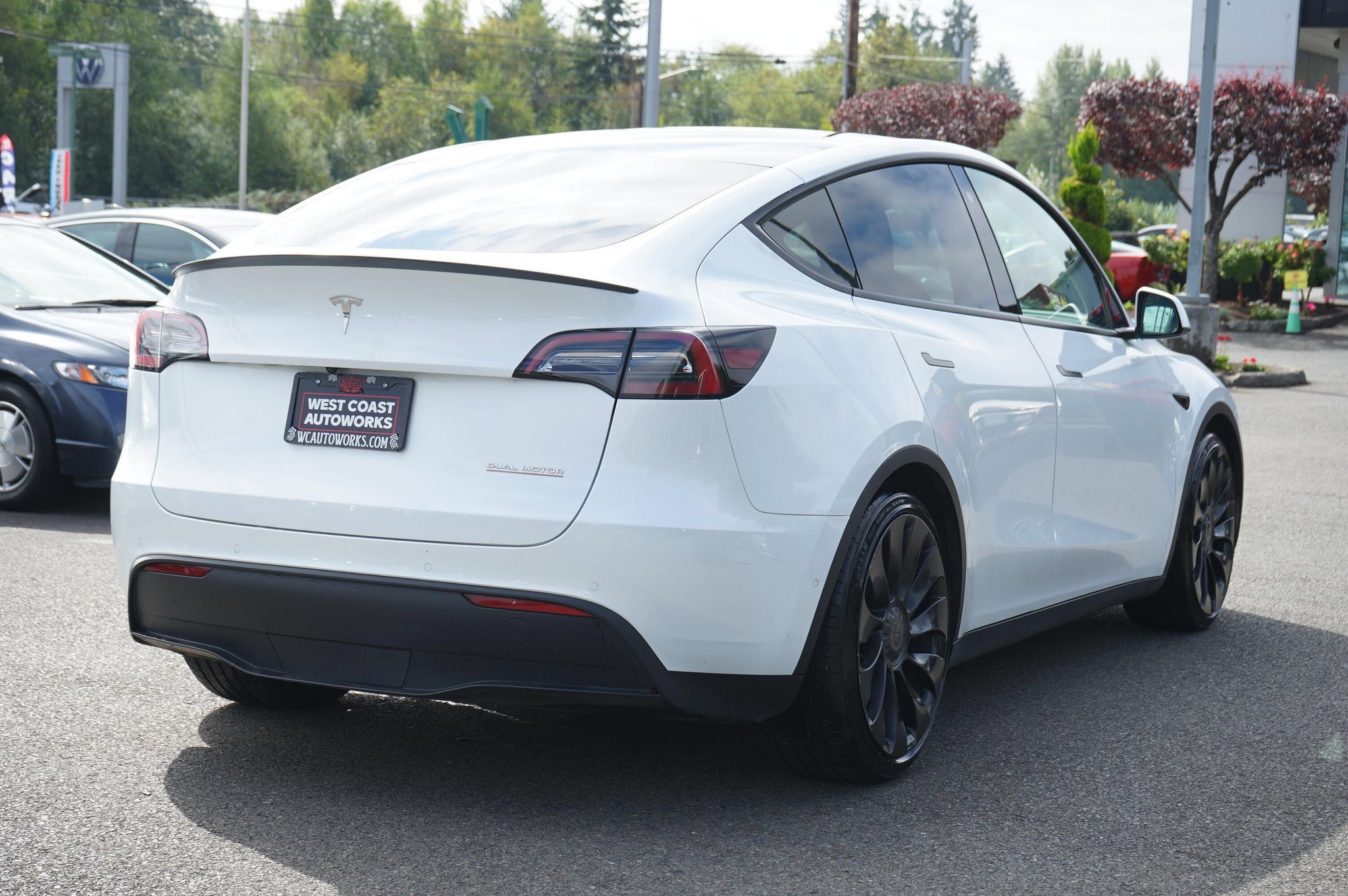 Used 2022 Tesla Model Y Performance AWD/4WD image 5