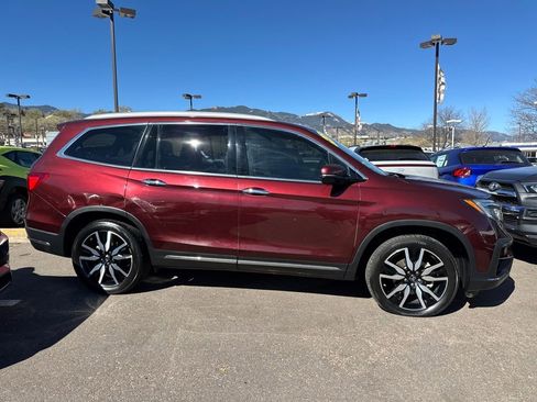 Used 2022 Honda Pilot Touring image 4