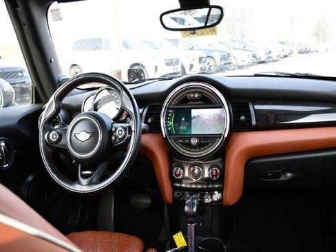Used 2019 MINI Cooper S image 19