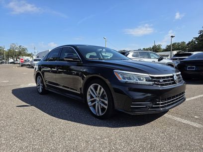Used 2017 Volkswagen Passat 1.8T R-Line w/ R-Line Lighting Package