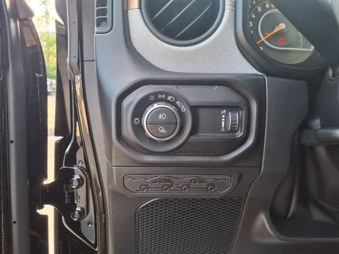 New 2025 Jeep Gladiator Sport image 47