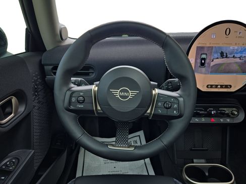 Used 2025 MINI Cooper S FWD image 18