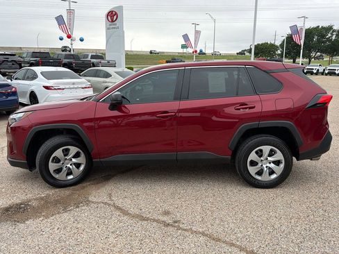 Used 2023 Toyota RAV4 LE AWD/4WD image 6