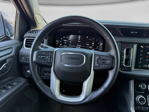 Used 2023 GMC Yukon XL Denali w/ LPO, Floor Liner Package AWD/4WD image 15