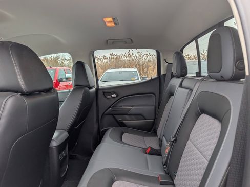 Used 2018 Chevrolet Colorado Z71 image 9