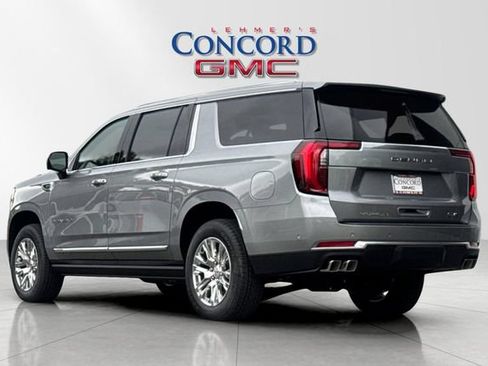 Used 2026 GMC Yukon XL Denali w/ Sun & Power Step Package AWD/4WD image 6