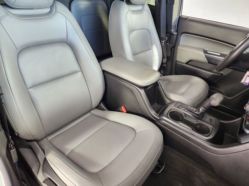 Used 2015 Chevrolet Colorado W/T image 10