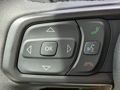 New 2025 Jeep Gladiator Sport image 21