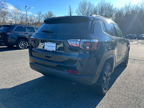 New 2026 Jeep Compass Latitude image 6