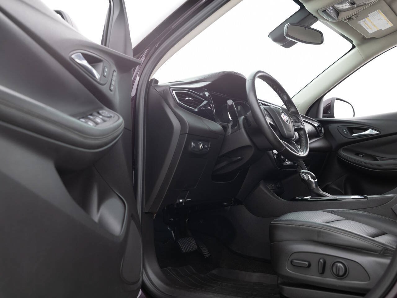 Used 2020 Buick Encore GX Essence FWD image 24