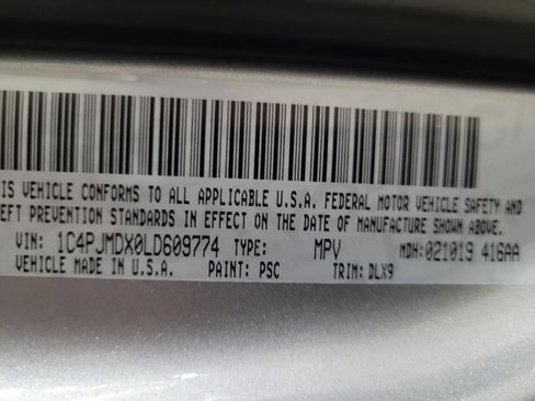 Used 2020 Jeep Cherokee Limited image 33