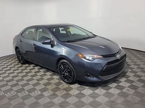 Used 2019 Toyota Corolla LE w/ Carpet Mat Package (TMS) FWD image 1