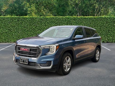 Used 2024 GMC Terrain SLE FWD image 7