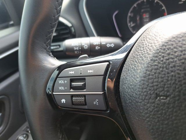 Used 2025 Honda Pilot Touring image 20