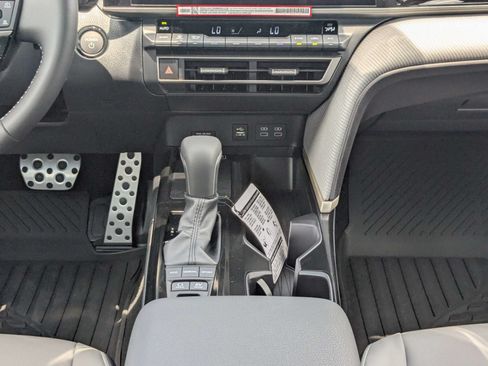 New 2026 Toyota Camry SE FWD image 19