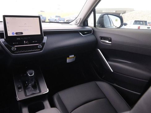 New 2026 Toyota Corolla Cross XLE image 26