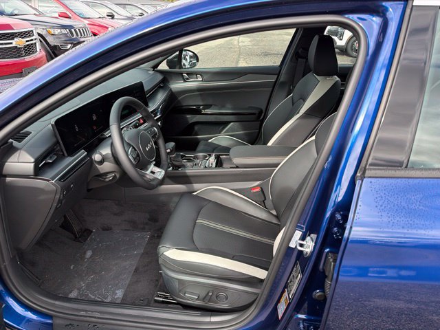 New 2027 Kia K5 GT-Line FWD image 12