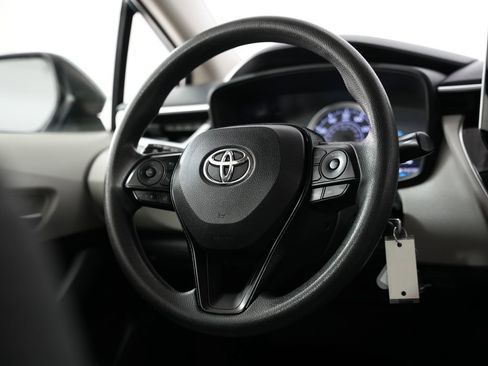 Used 2020 Toyota Corolla LE image 11