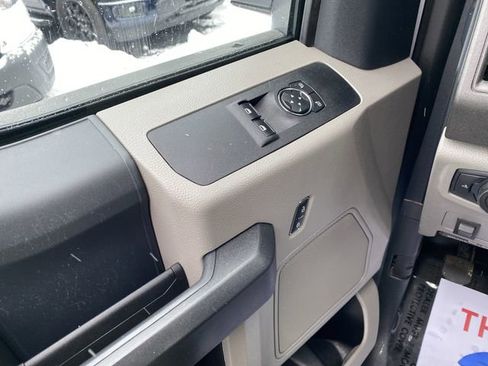 Used 2022 Ford F250 XL w/ Power Equipment Group image 24