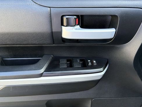 Used 2017 Toyota Tundra SR5 w/ TRD Off Road Package image 13