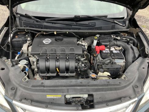 Used 2013 Nissan Sentra SL w/ Navigation Pkg FWD image 23