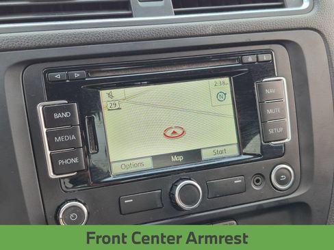 Used 2013 Volkswagen Jetta SEL FWD image 26