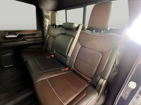 Used 2024 GMC Sierra 2500 Denali w/ Denali Reserve Package AWD/4WD image 19