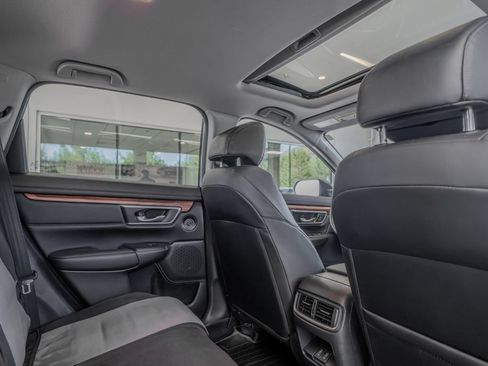 Used 2021 Honda CR-V Touring image 28