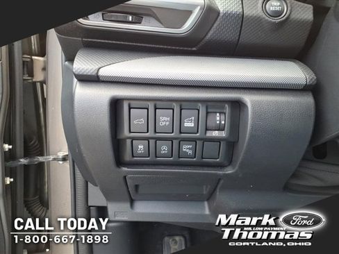 Used 2019 Subaru Forester Limited image 13