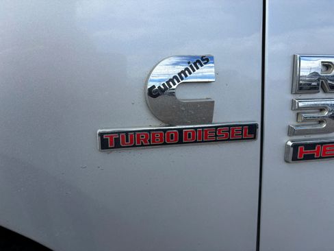 Used 2017 RAM 3500 Tradesman w/ Chrome Appearance Group image 41