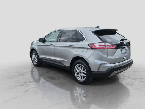 Used 2021 Ford Edge SEL w/ Convenience Package AWD/4WD image 6