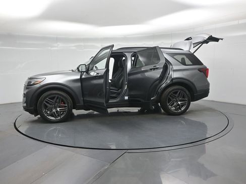 New 2026 Ford Explorer ST w/ Sun And Sound Package image 35