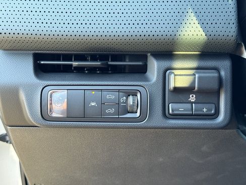 Used 2026 GMC Sierra EV AT4 image 27