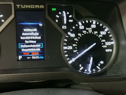 Used 2022 Toyota Tundra Limited image 12