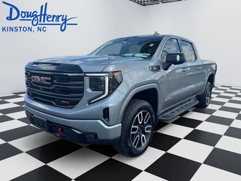 Used 2025 GMC Sierra 1500 AT4 w/ AT4 Premium Package AWD/4WD image 1