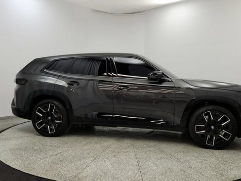 Used 2023 BMW XM AWD/4WD image 6
