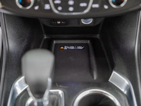 Used 2023 Chevrolet Traverse LT AWD/4WD image 26