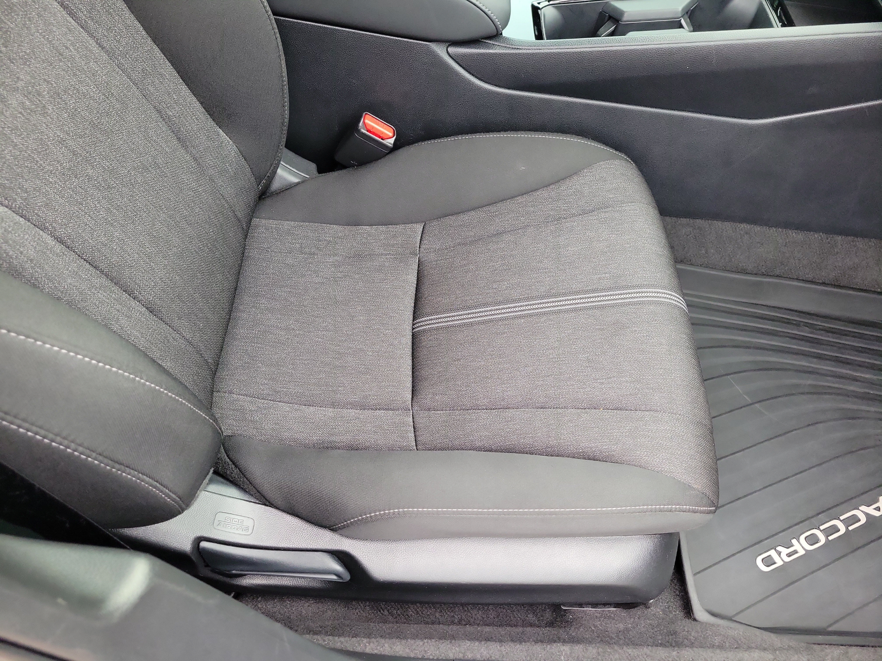Used 2024 Honda Accord Sport image 19