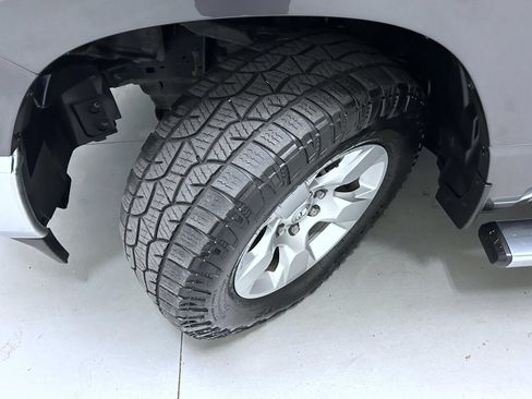 Used 2020 RAM 1500 Big Horn AWD/4WD image 23