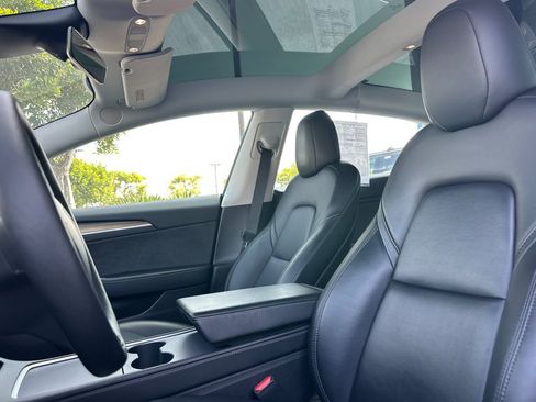 Used 2021 Tesla Model 3 Standard Range Plus RWD image 21