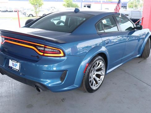 Used 2022 Dodge Charger SRT Hellcat RWD image 5