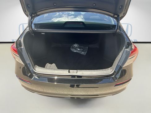 Used 2023 Honda Civic LX image 25
