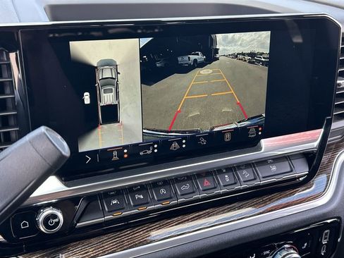 New 2026 GMC Sierra 1500 SLE AWD/4WD image 15